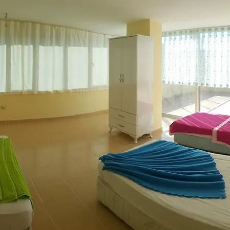 Apart-hotel Adres Konutlari *