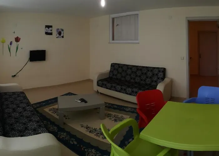 Ξενοδοχείο με διαμερίσματα Adres Konutlari Ντιντίμ