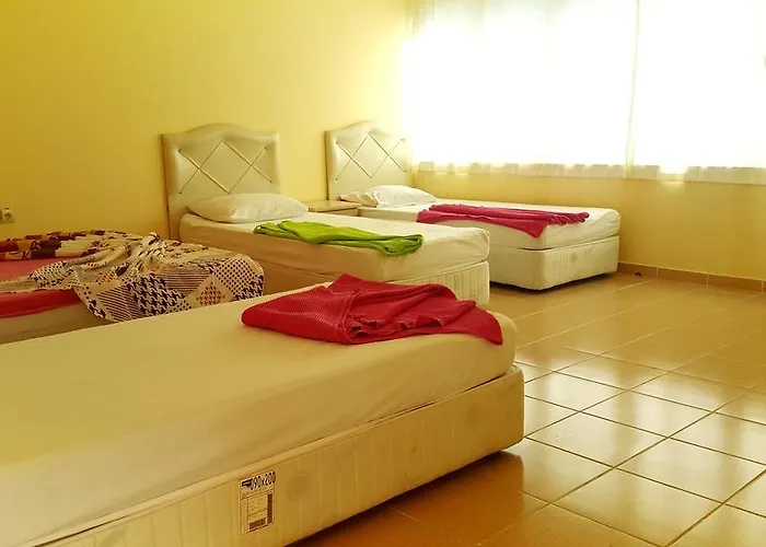 Ξενοδοχείο με διαμερίσματα Adres Konutlari